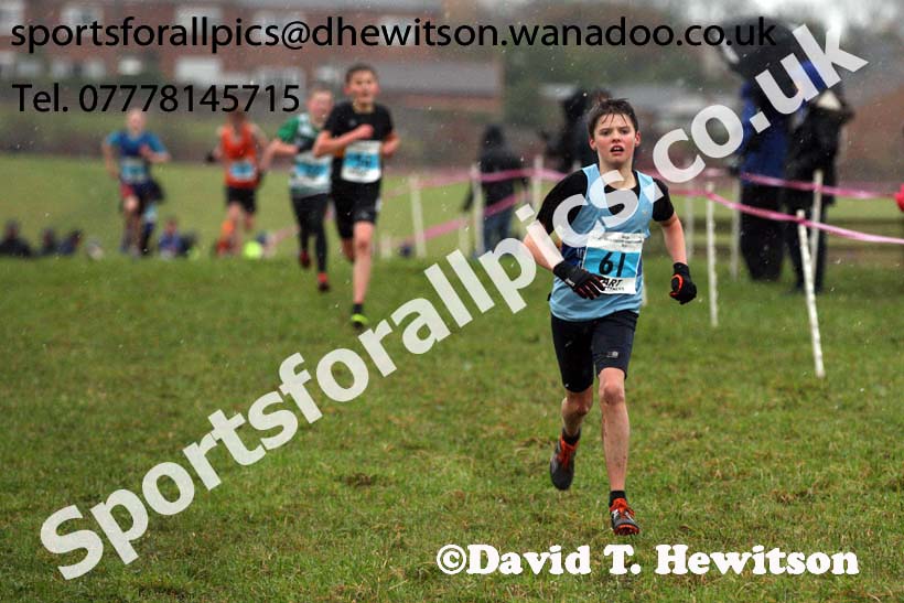 Boys under-13s North Eastern Cross Country, Sedgefield, County Durham. Photo: David T. Hewitson/Sports for All Pics